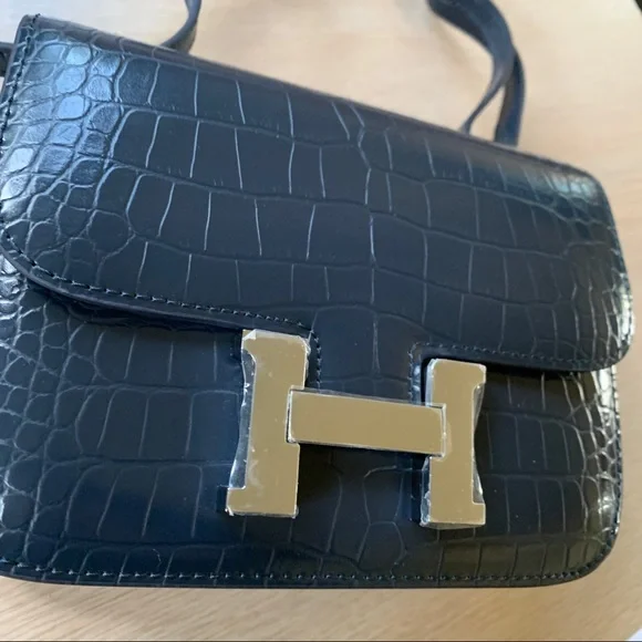 ‼️Hot Deal‼️ Fashion Classic Leather Purse shoulder bag with Crocodile pattern - Picture 4 of 9